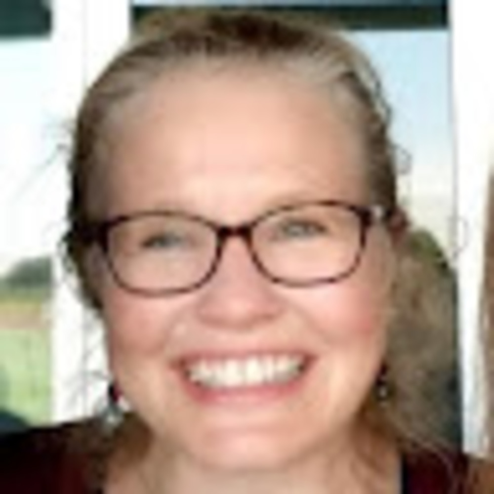 Meet your Posher, Rebecca